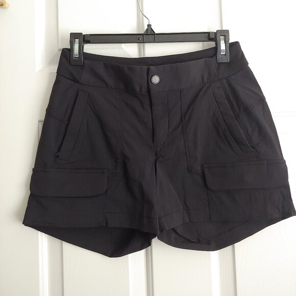 ATHLETA Black Cargo Trekkie Women Shorts Size 2 - Picture 2 of 11